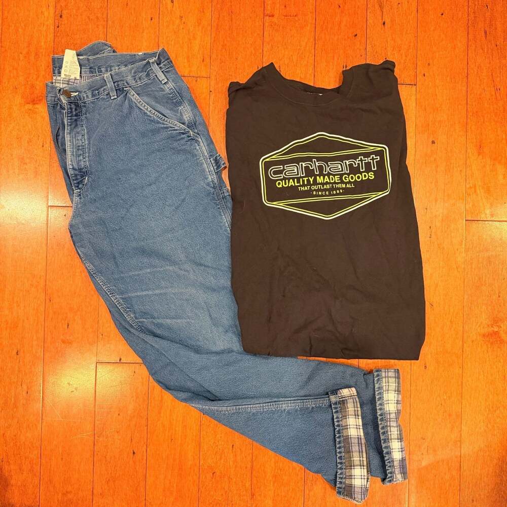 Carhartt  Flannel Lined Carpenter Jeans 34x34 and Loose Fit Graphic T-Shirt XL